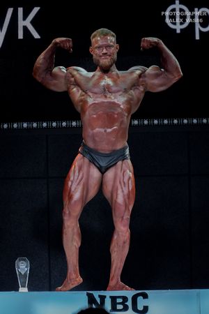 CLASSIC PHYSIQUE